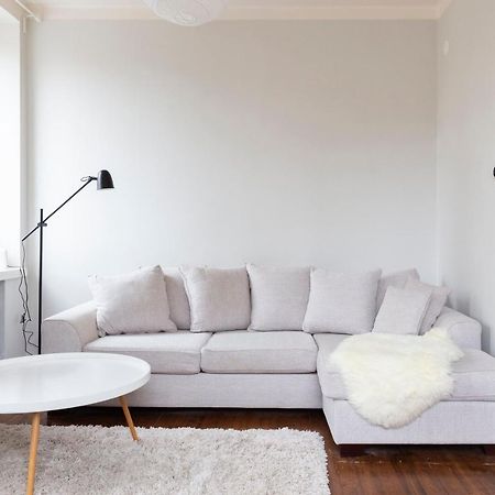 2Ndhomes Kamppi 1Br Apartment With Amazing City Views Helsingfors Eksteriør bilde